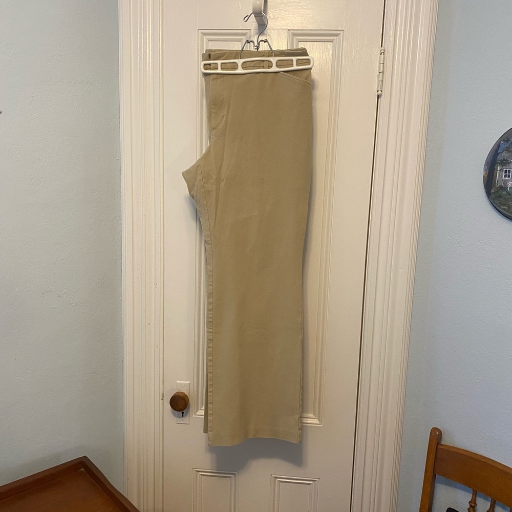 Eddie Bauer size 20 chinos